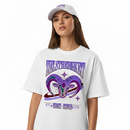 VACANCY Oversized Shirt / Sternzeichen-Steinbock Aura