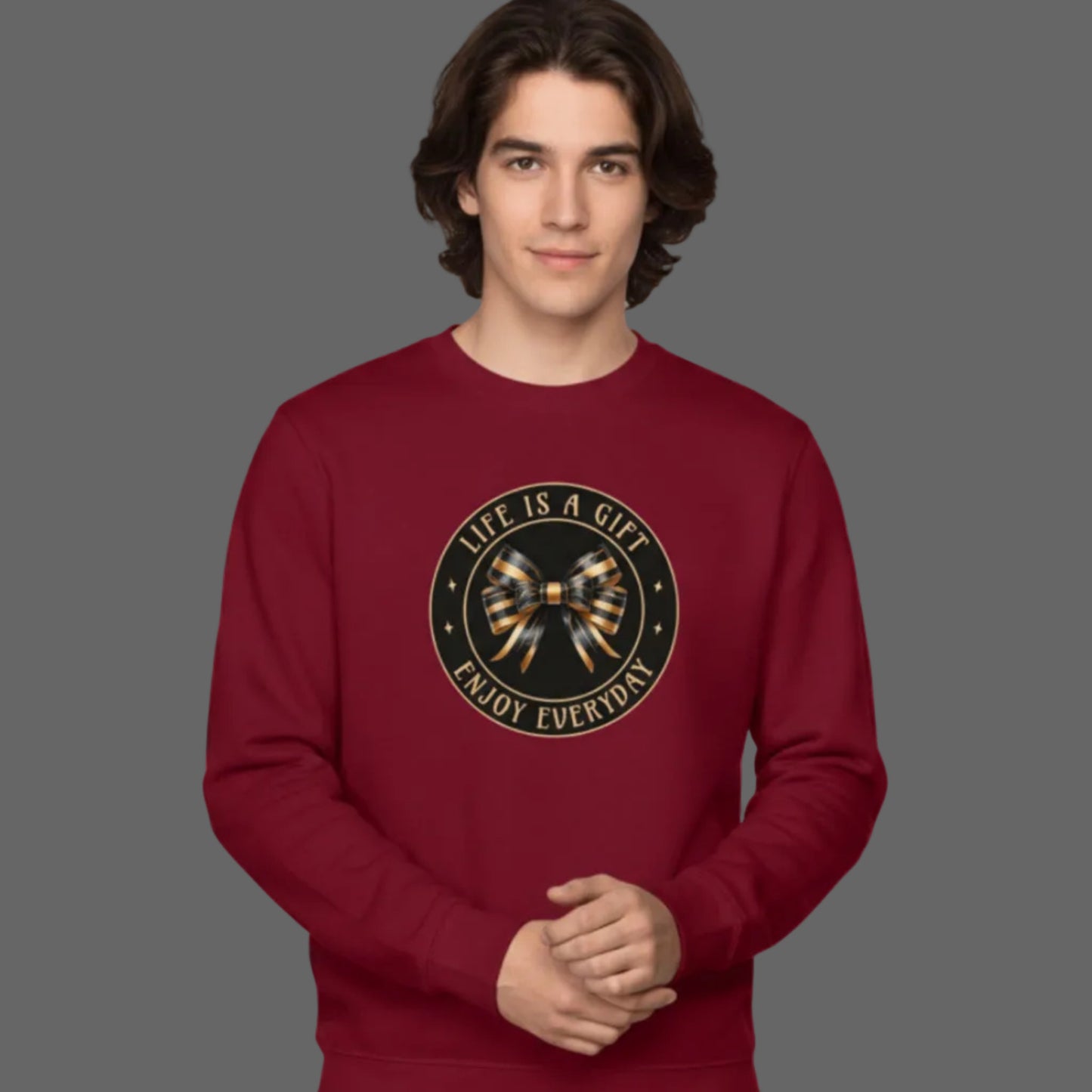Classic Sweatshirt in Burgunder mit „LIFE IS A GIFT"-TORIPROS