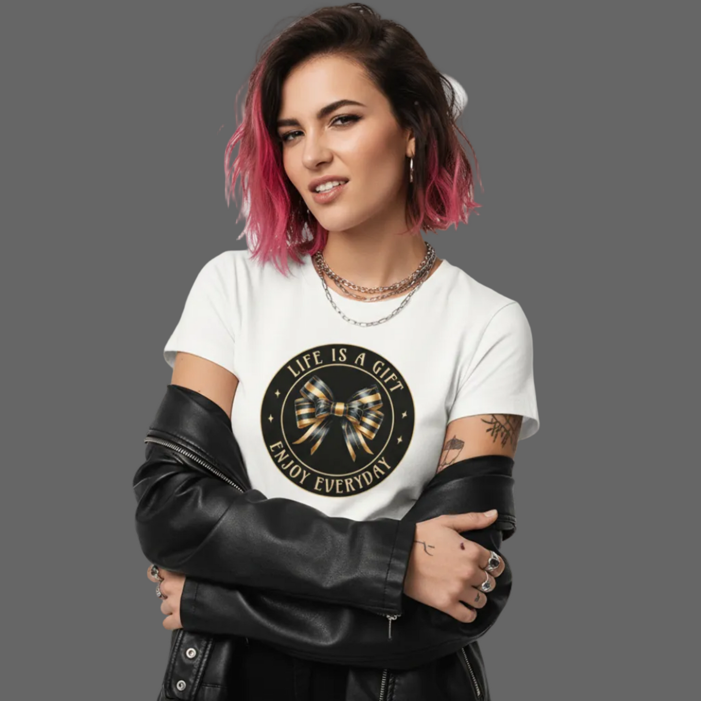  HigherBlanks Premium T-Shirt in Natural Raw mit „LIFE IS A GIFT“-TORIPROS