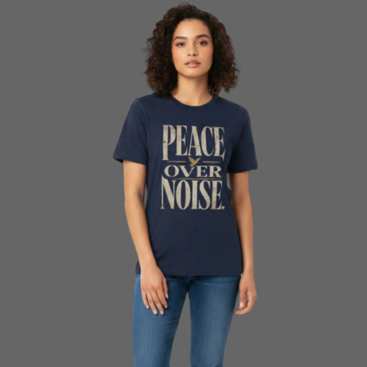  HigherBlanks Premium T-Shirt in French Navy mit „PEACE OVER NOISE“-TORIPROS