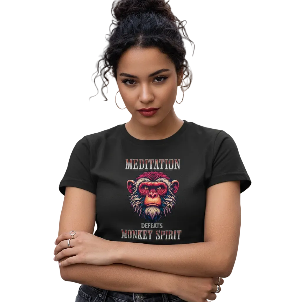  Ladies Cropped Tee in schwarz mit „MEDITATION defeats MONKEY SPIRIT“-TORIPROS
