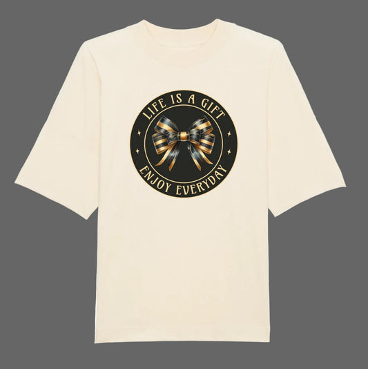 Premium Organic Oversize Blast in Beige mit „LIFE IS A GIFT“-TORIPROS