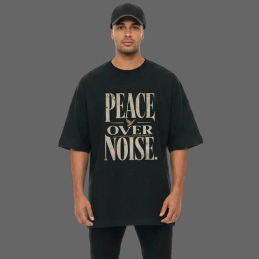 Premium Organic Oversize Blast in schwarz mit „PEACE OVER NOISE“-TORIPROS