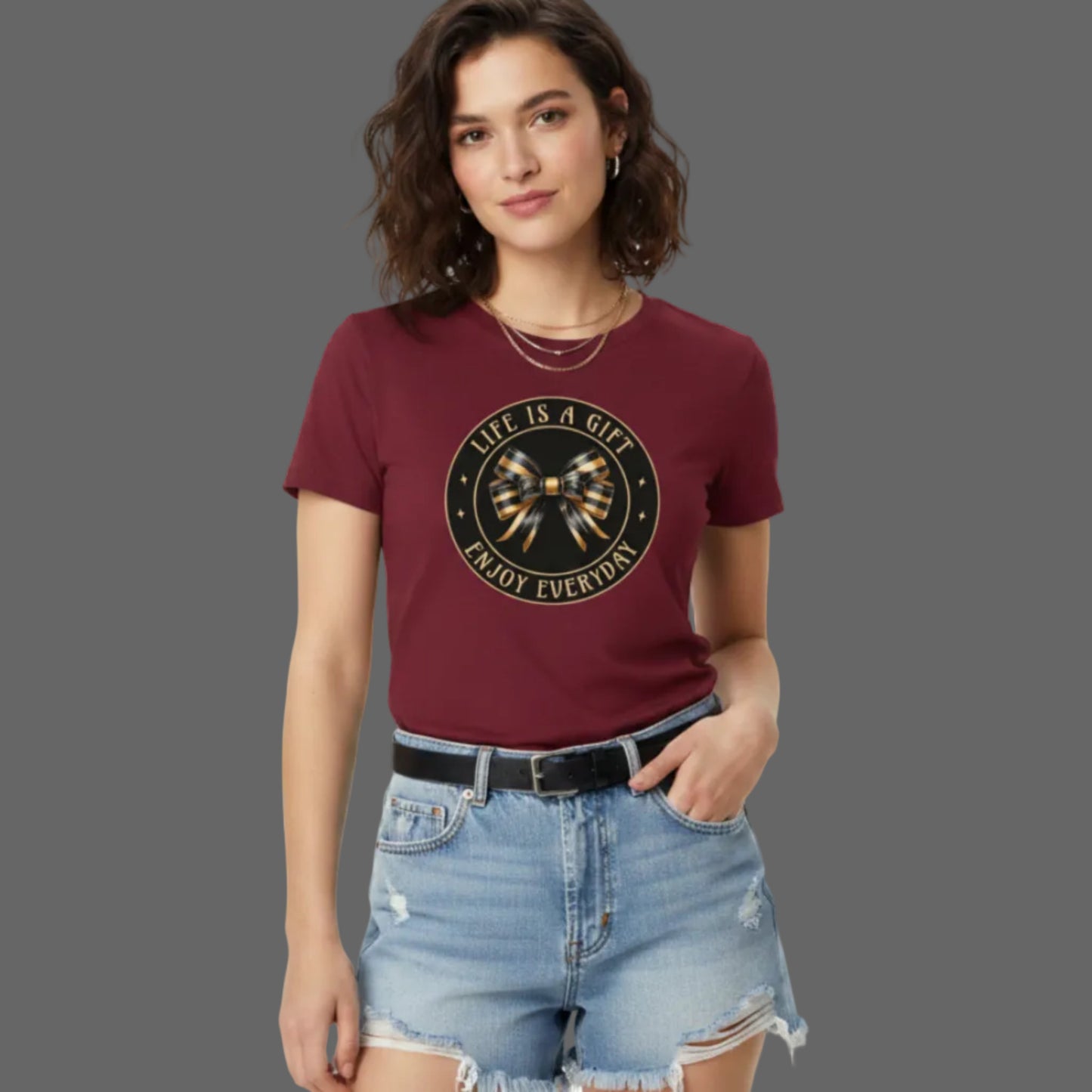 Premium Organic Shirt Women in Burgunder mit „LIFE IS A GIFT"-TORIPROS