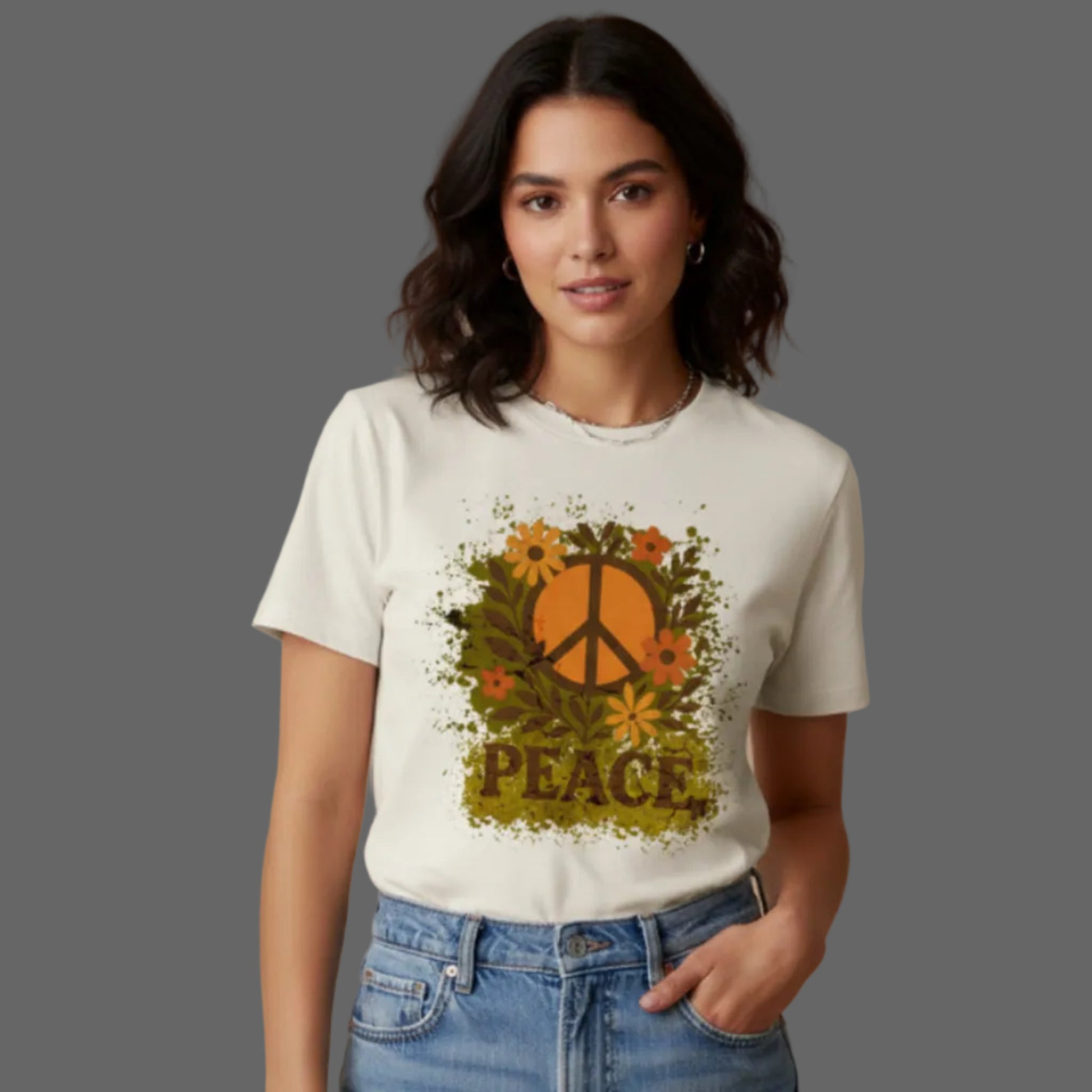Premium T-Shirt aus der Toripros PEACE Kollektion – Flowers PEACE Design in Natural Raw, natürliches Statement-Piece mit floraler Friedensbotschaft