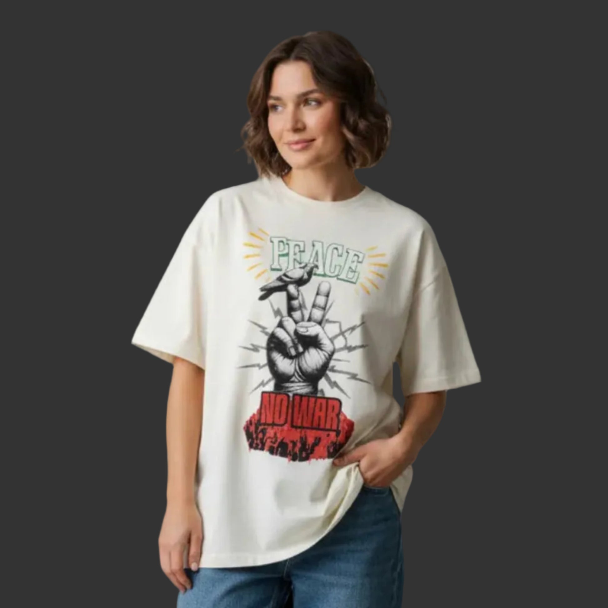 Oversized Shirt aus der Toripros PEACE Kollektion – PEACE no WAR Design in Natural Raw, natürliches Statement-Piece mit klarer Friedensbotschaft
