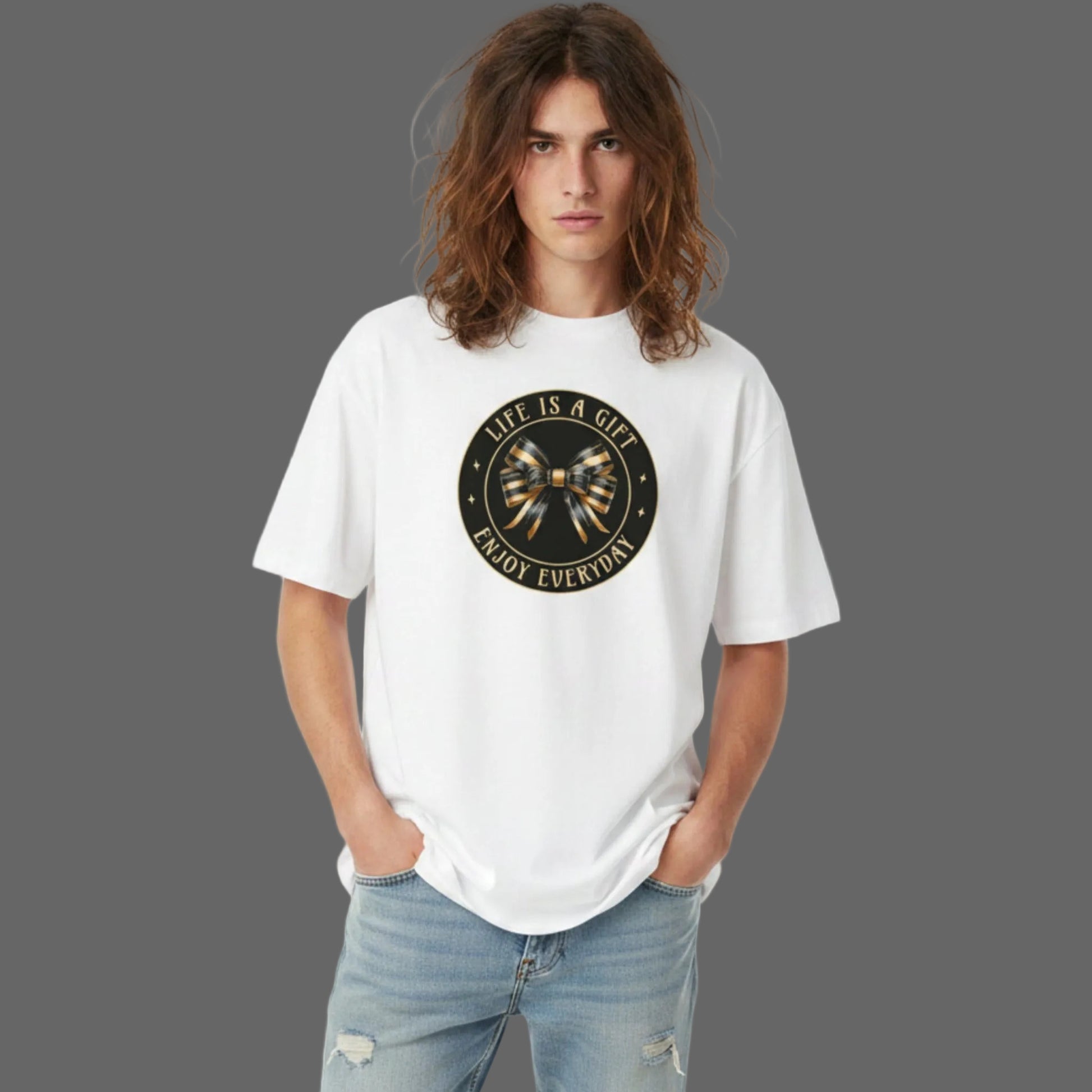  VACANCY_Oversized_Shirt_LIFE_IS_A_GIFT_Weiß-Toripros