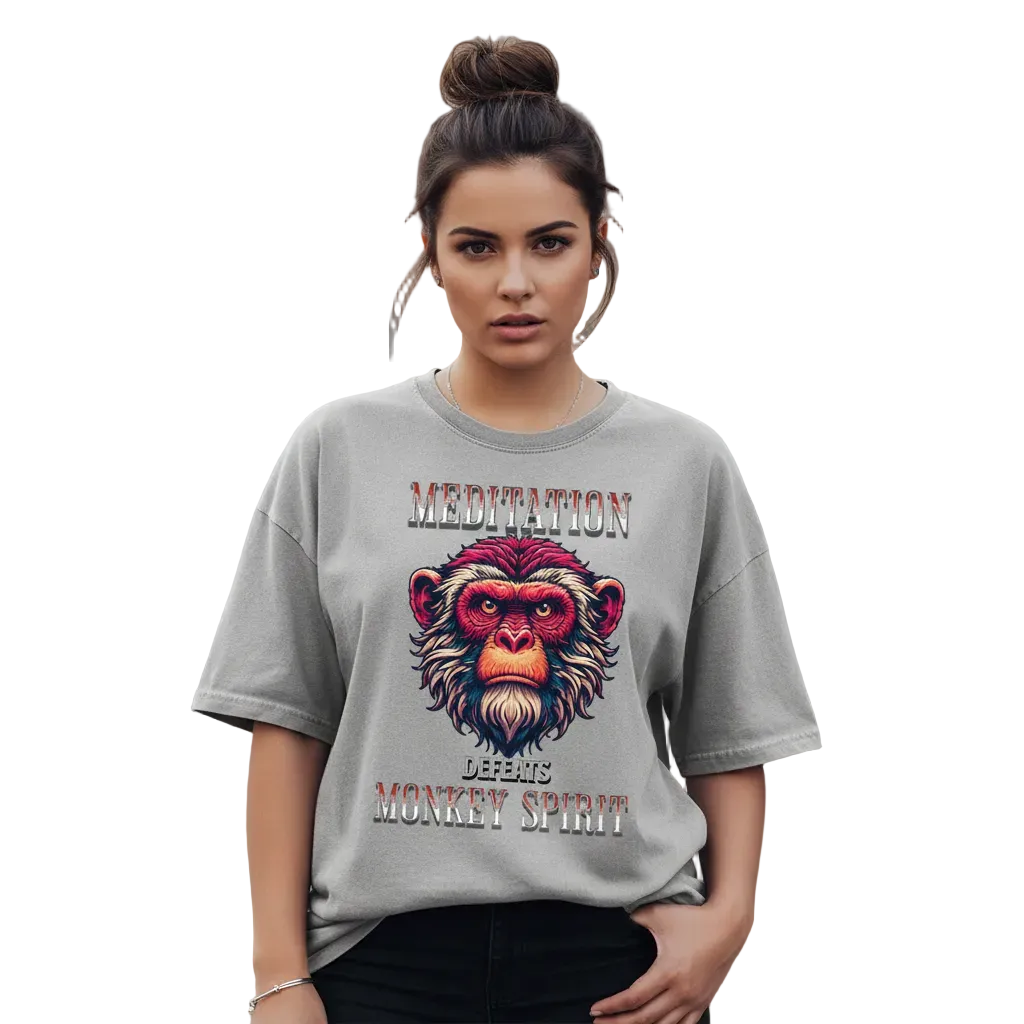 Toripros STILLE Kollektion – MEDITATION defeats MONKEY SPIRIT Oversized Shirt in Washed Grey, modernes Streetwear-Design mit starkem Statement